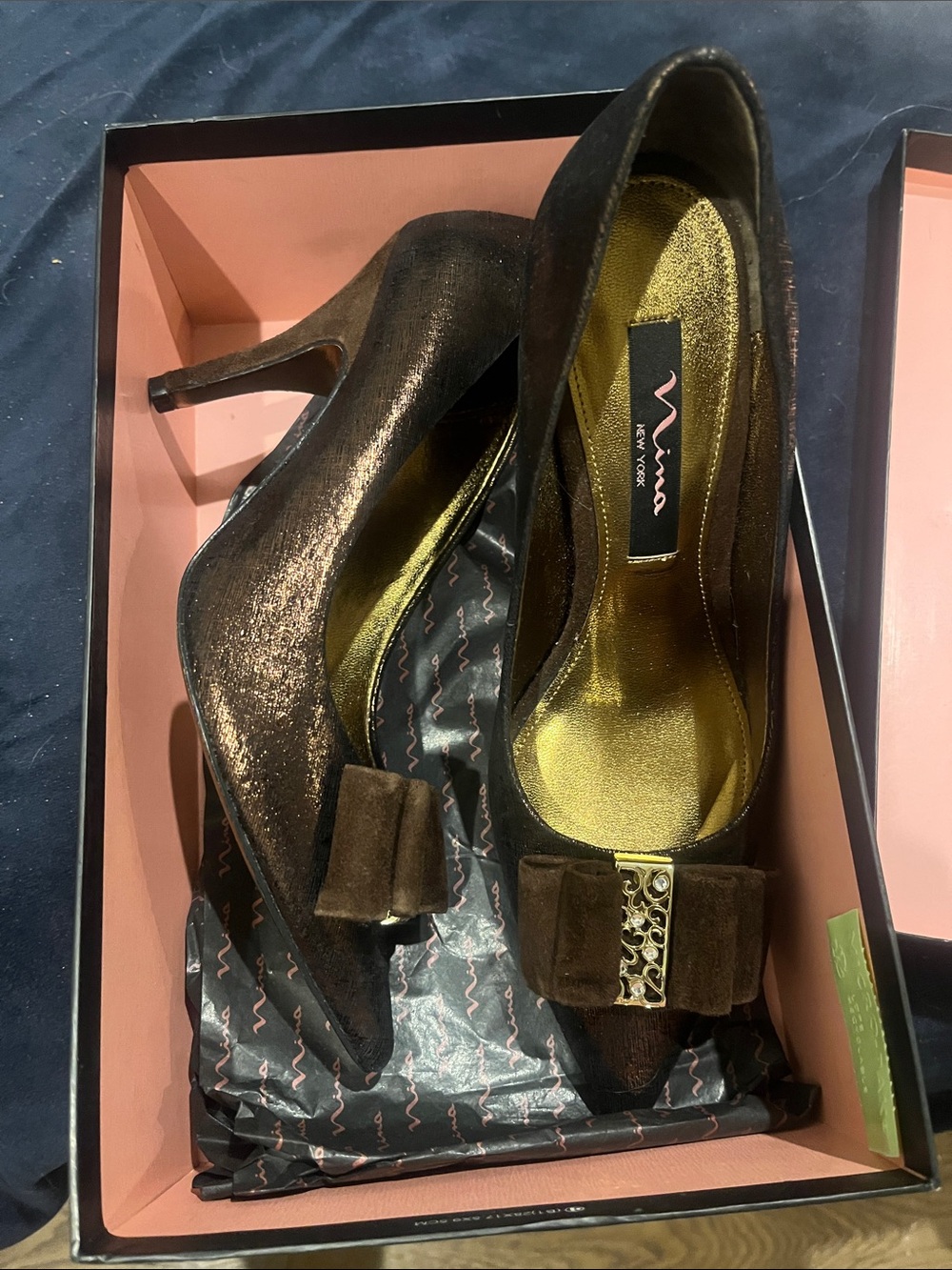 Nina Shoes Brown Metallic Pointed-Toe Bow Pumps, worn once